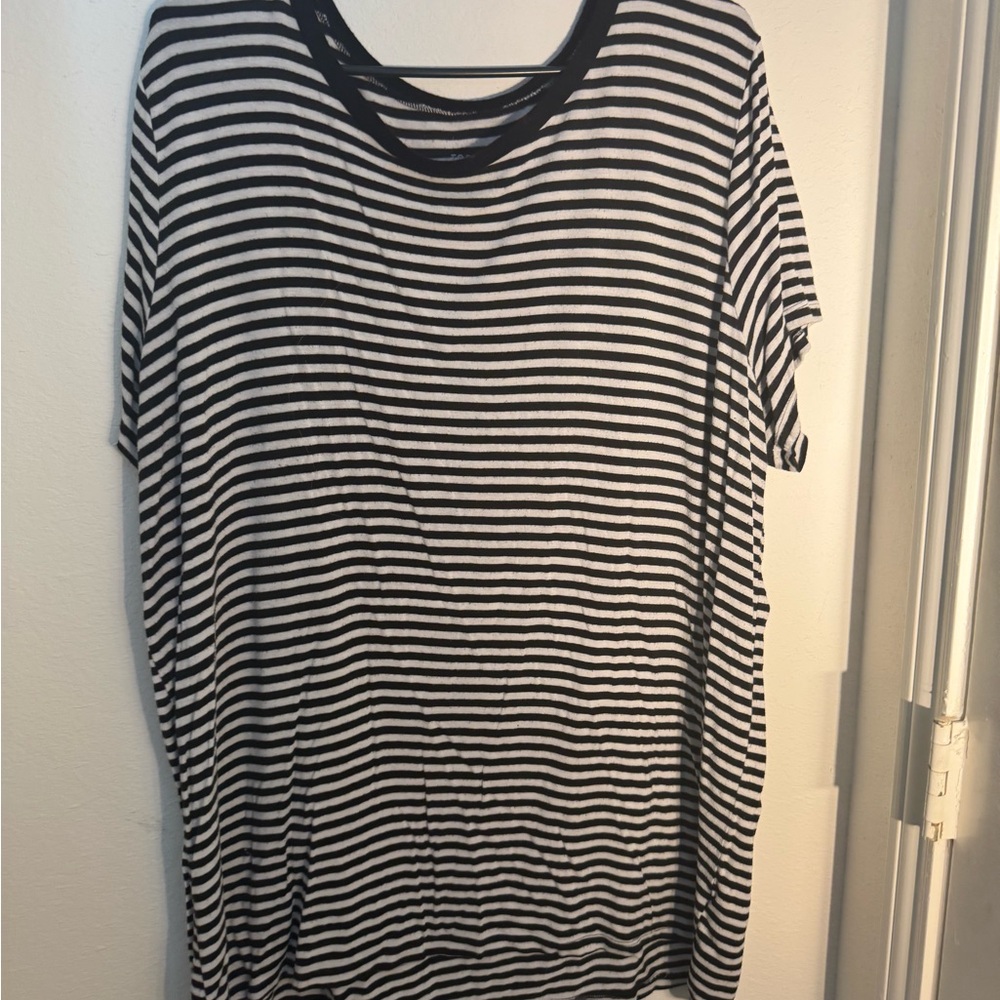 Torrid Black and White Striped T-Shirt 3X